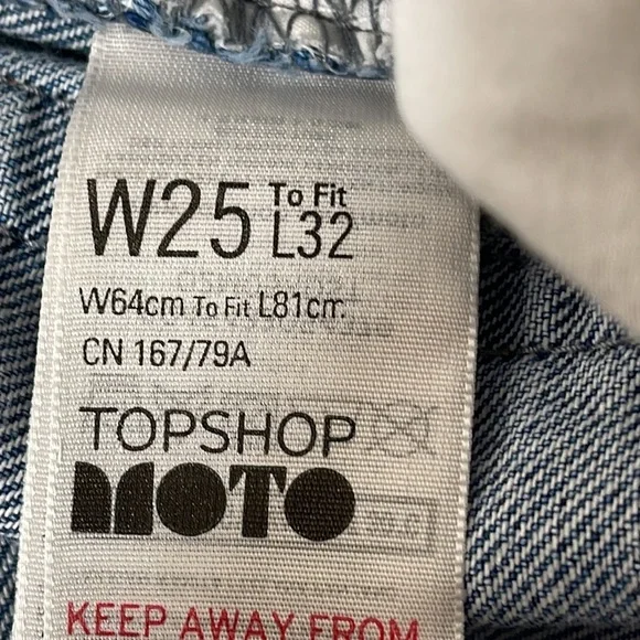 TOPSHOP MOTO Mom Floral Embroidered Boho Jeans Size 25x32 Blue Cotton Denim - Picture 9 of 11